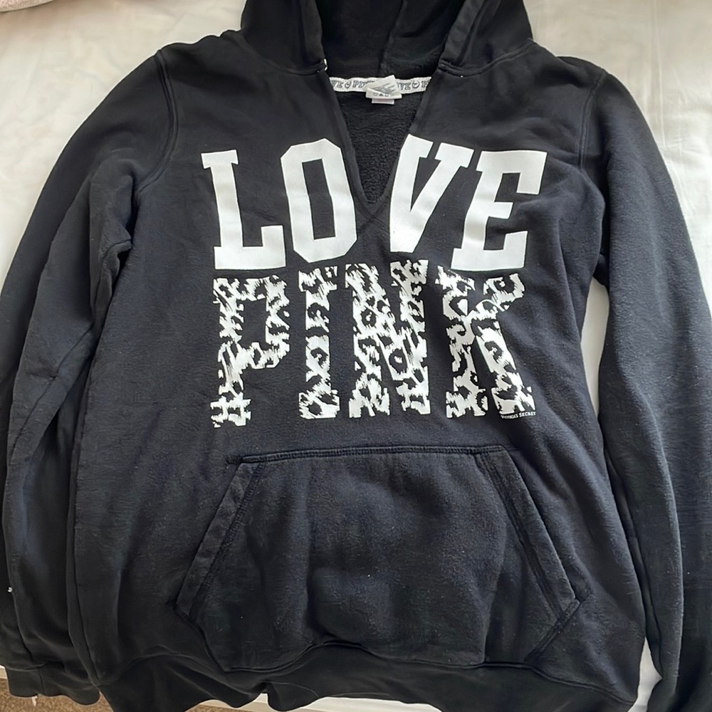 Love pink leopard hoodie